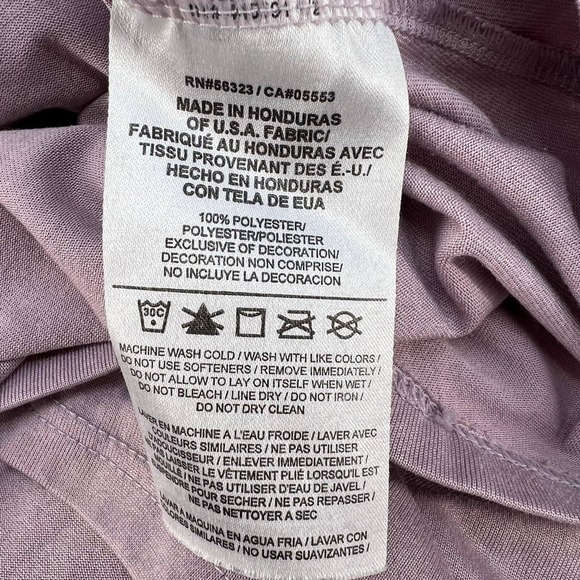 Nike Women's Light Purple Dri Fit Crew Neck Top Size Large - Picture 10 of 10